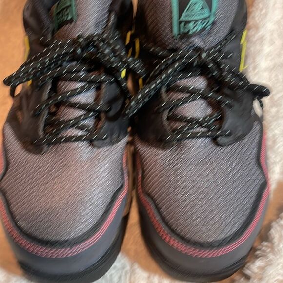 New Balance Women’s 589V1, Gray Composite Toe Shoes, Size 10.5 M - Picture 9 of 11